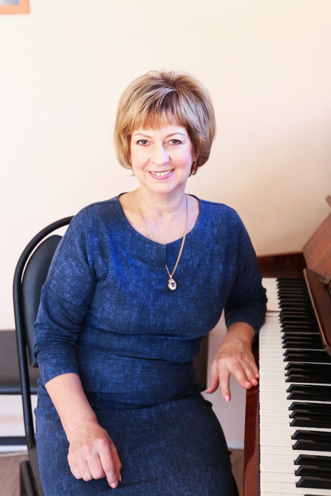 Носова Виктория Владимировна - преподаватель отделения фортепианного искусства